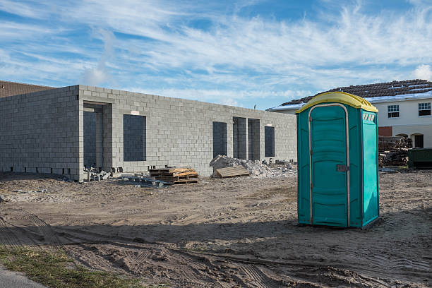 Portable Toilet Options We Offer in Bowling Green, MO